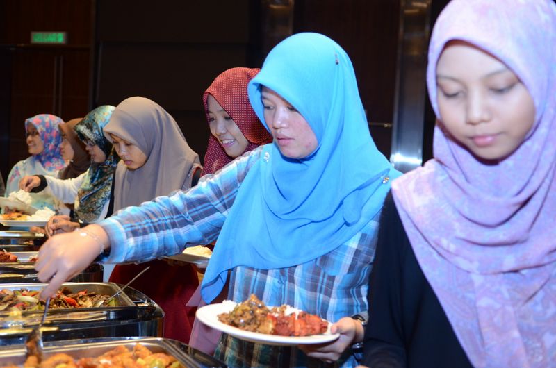 Hi tea alumni  14  172